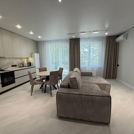 Apartment Sea Breeze первая линия моря, фонтан *